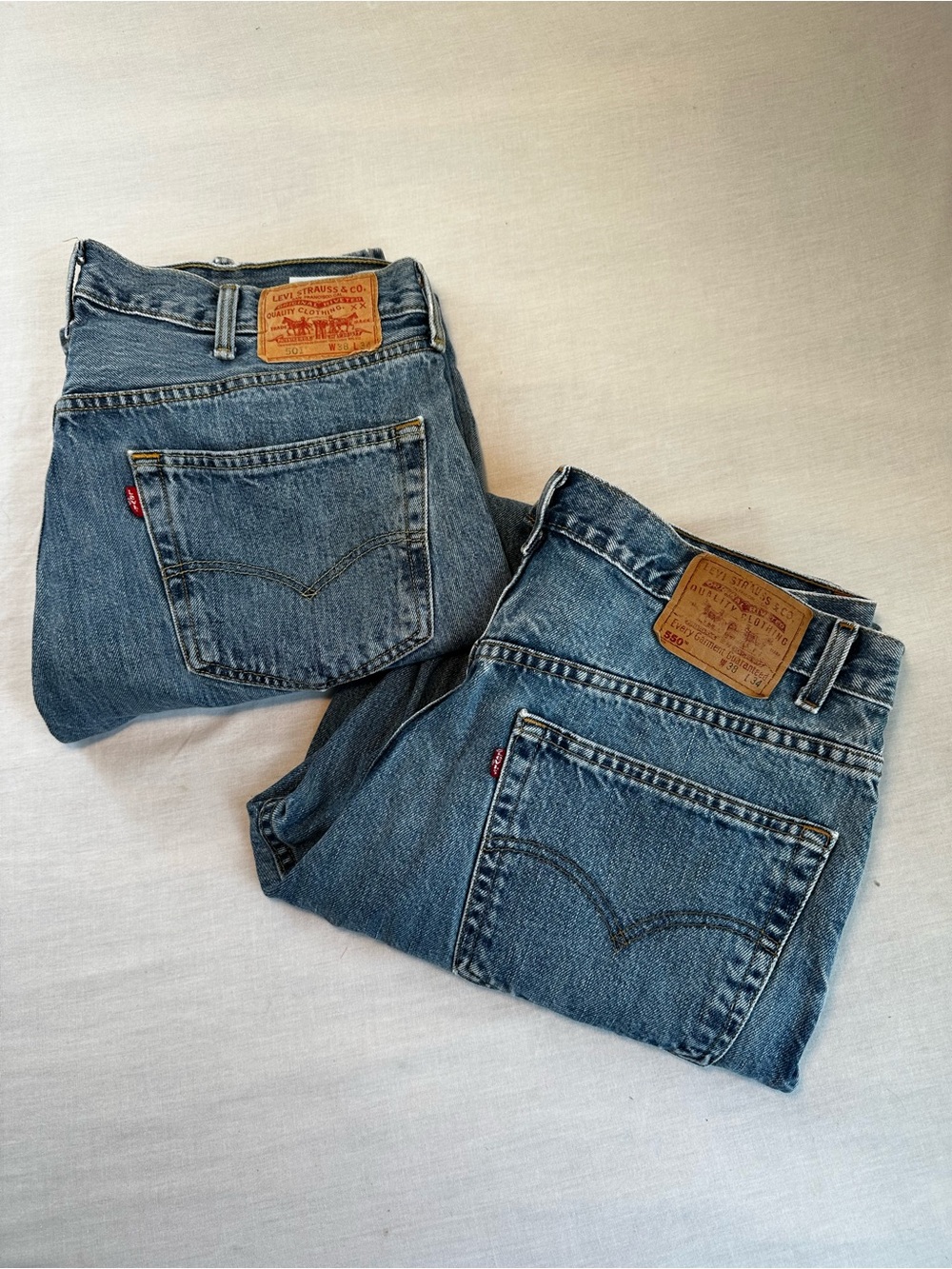 Bundle of 2 Men’s VINTAGE Levi’s Jeans 501 & 505
